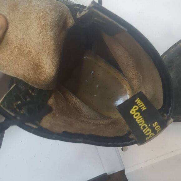 RARE Dr. Martens Green Crocodile 8 Hole Lace Up Boot Women's 7 - Picture 4 of 7